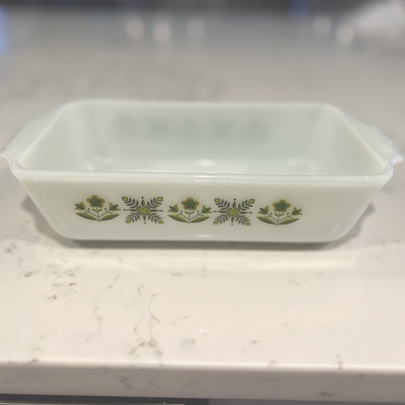 Anchor Hocking Milk Glass Loaf Pan - Picture 2 of 6